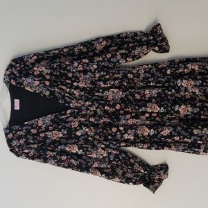 Pink Lily dark floral long sleeve maxi dress size small